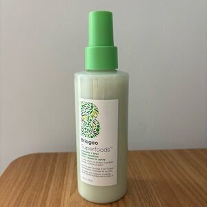 Briogeo superfoods mega moisture 3-in-1 leave-in spray avocado / kiwi BRAND NEW